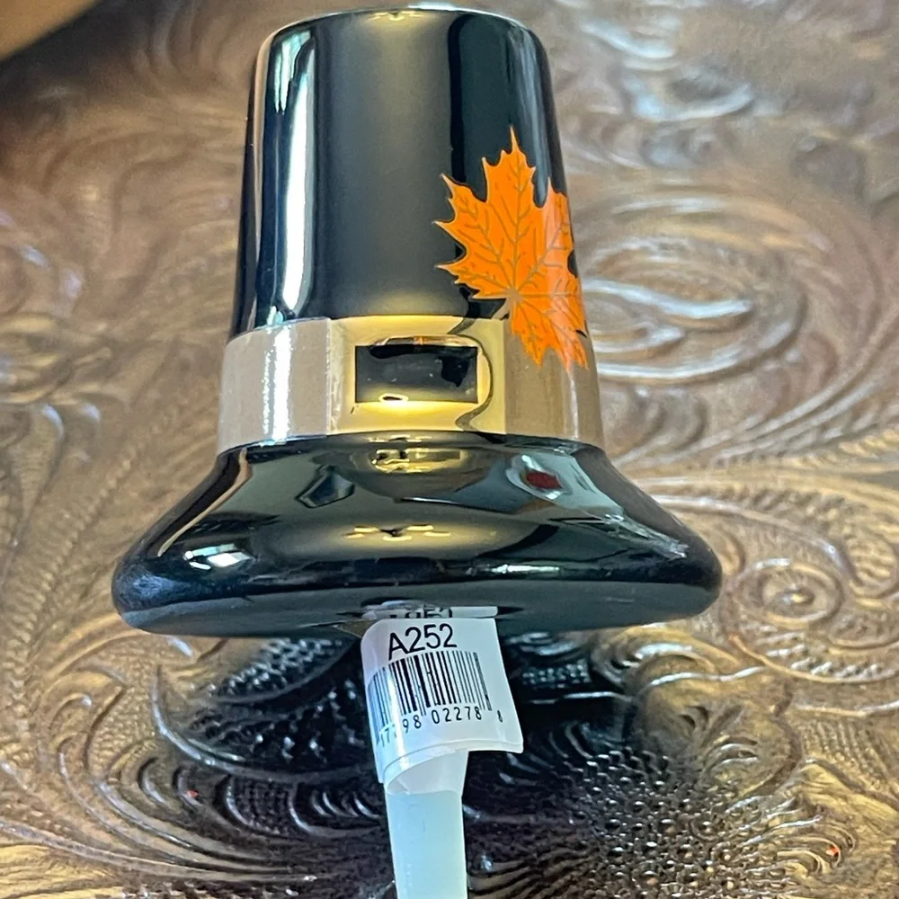 Nora Fleming “we gather together “ Black Pilgrim Hat with Orange Leaf mini.